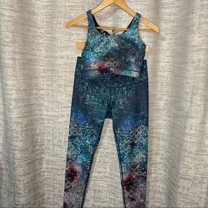 CALIA by Carrie Underwood Geometric Floral Leggings